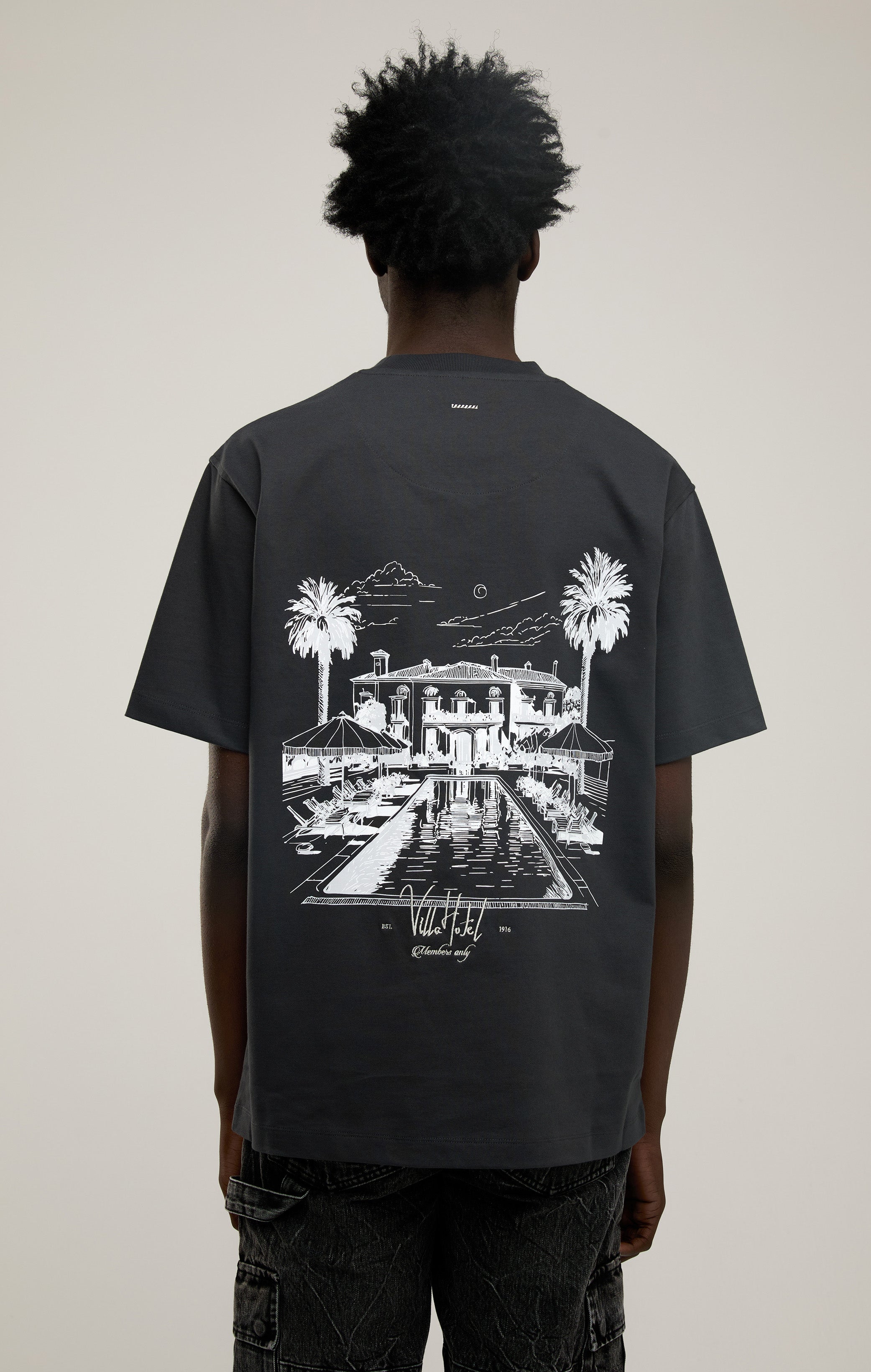 VILLA HOTEL T-SHIRT