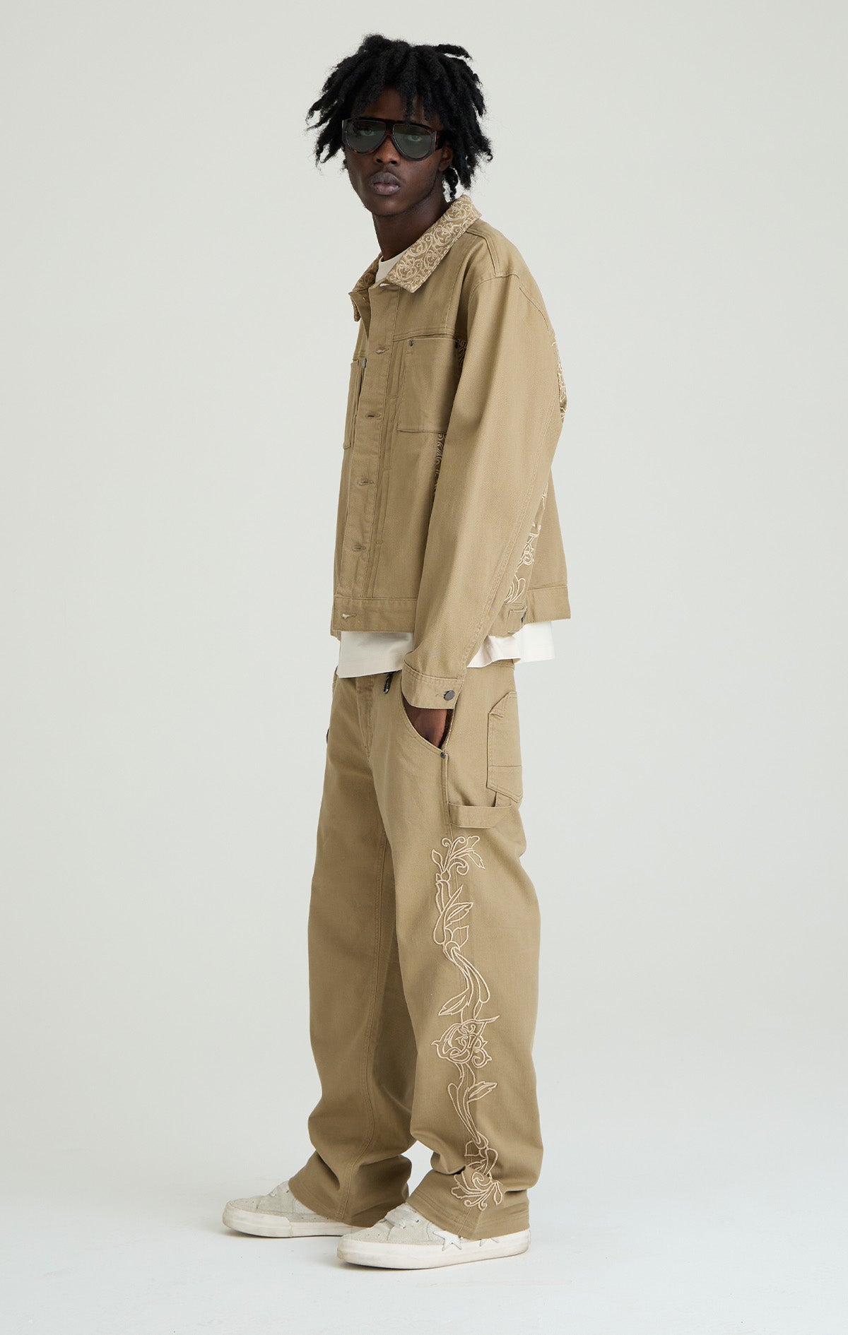REVERIE CREST JACKET
