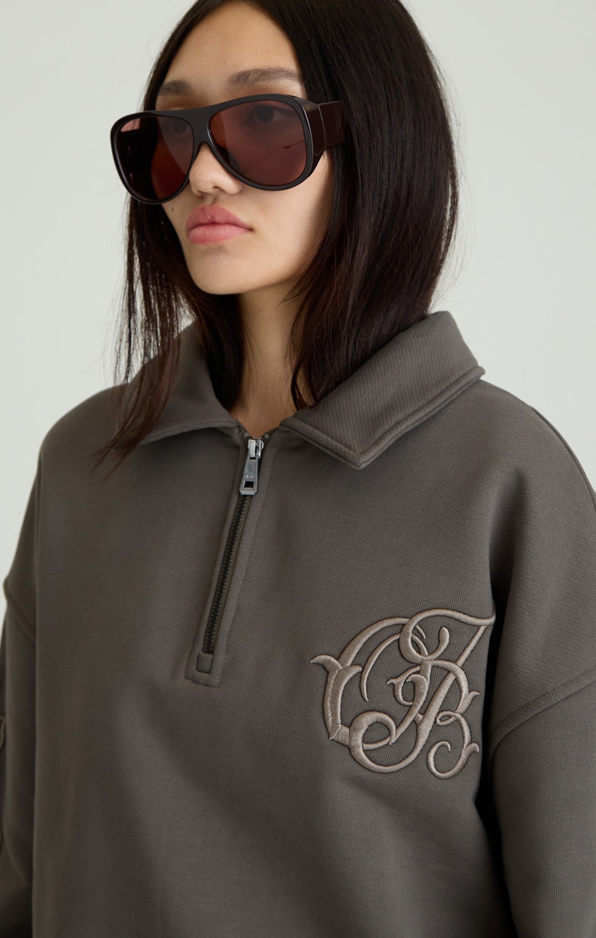 IVYFALL COLLARED SWEATSHIRT