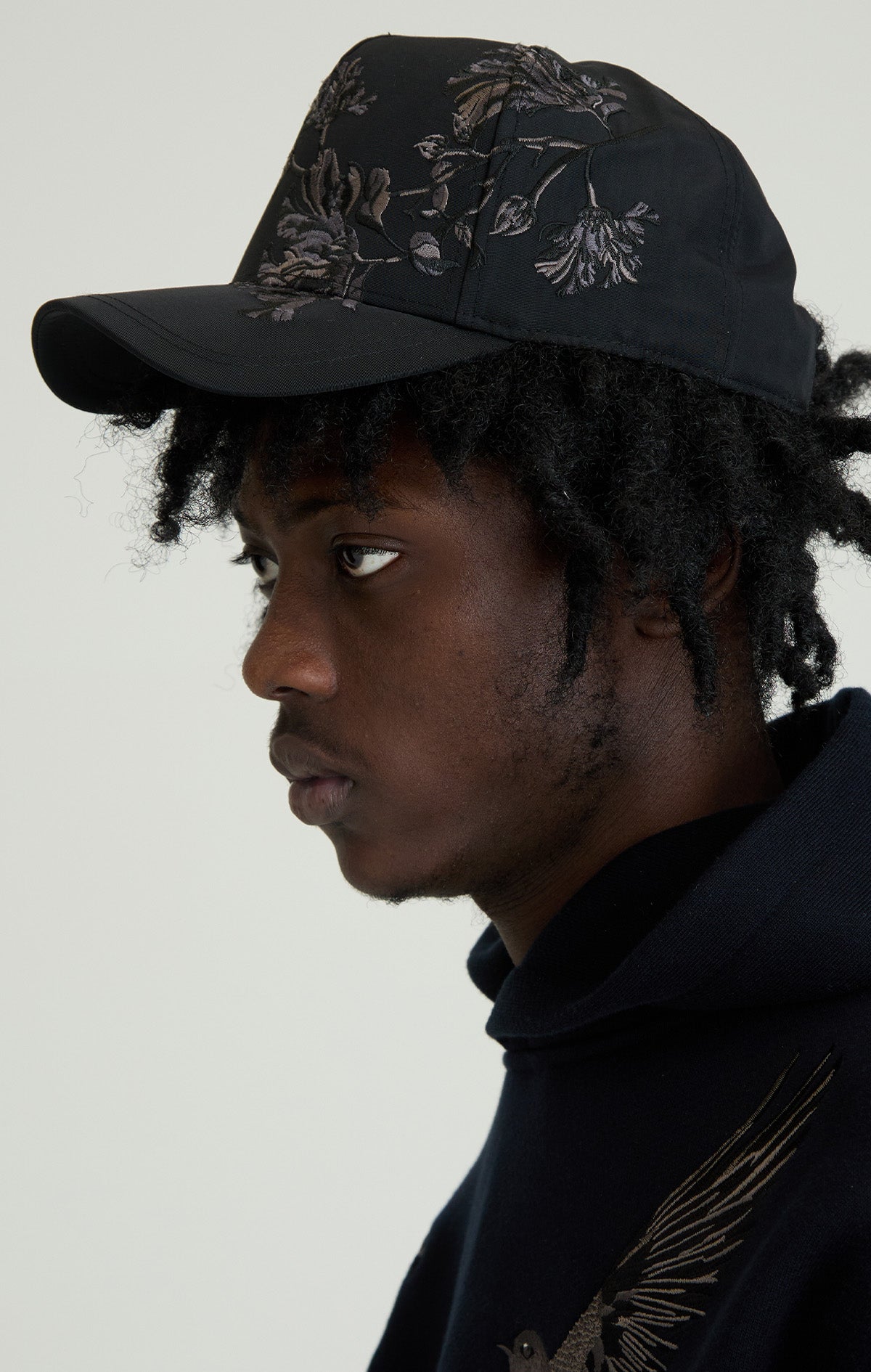 MIDNIGHT BLOOM CAP