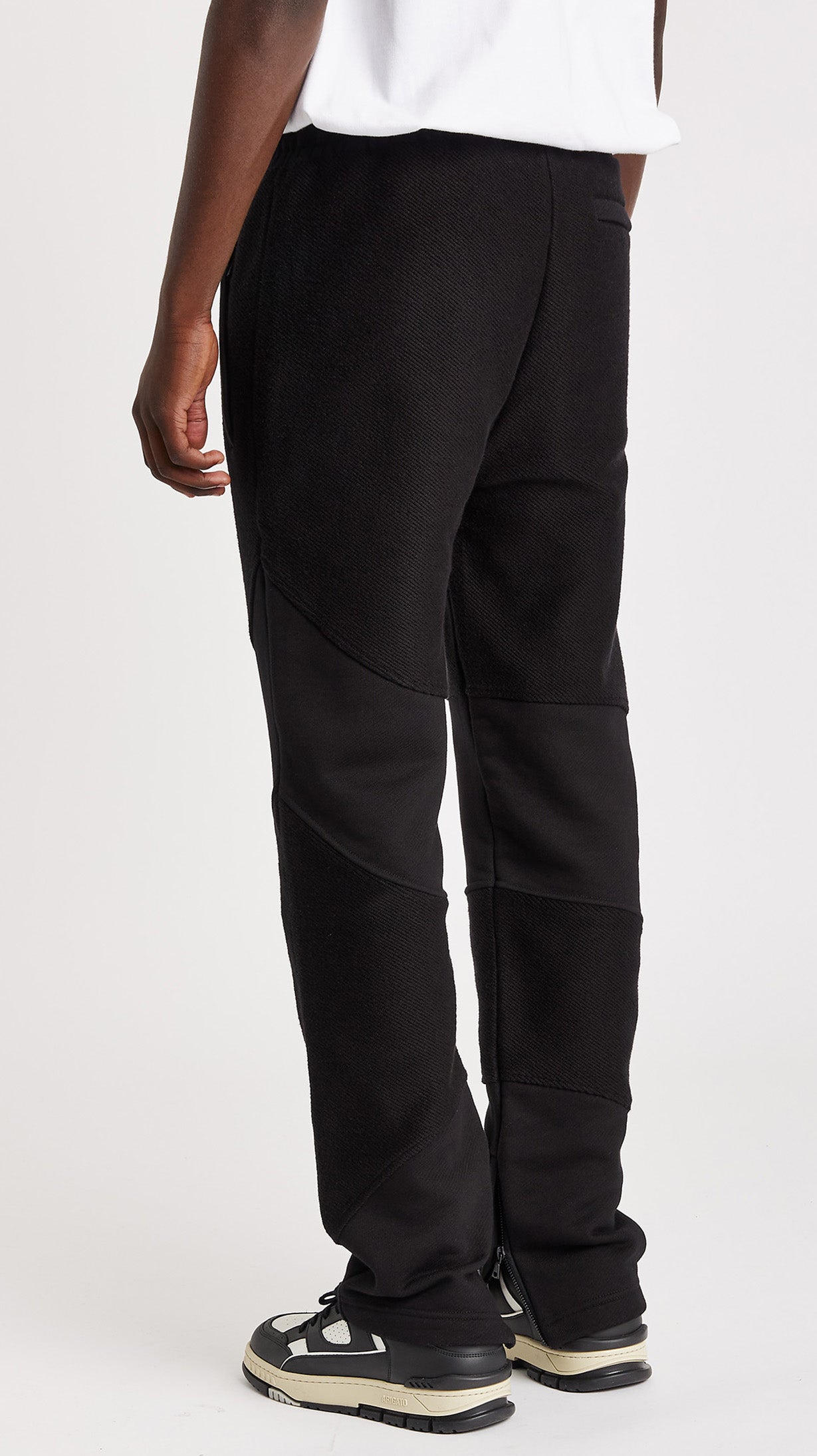SPLIT CUT AND SEW SWEATPANTS - ONLY THE BLIND™