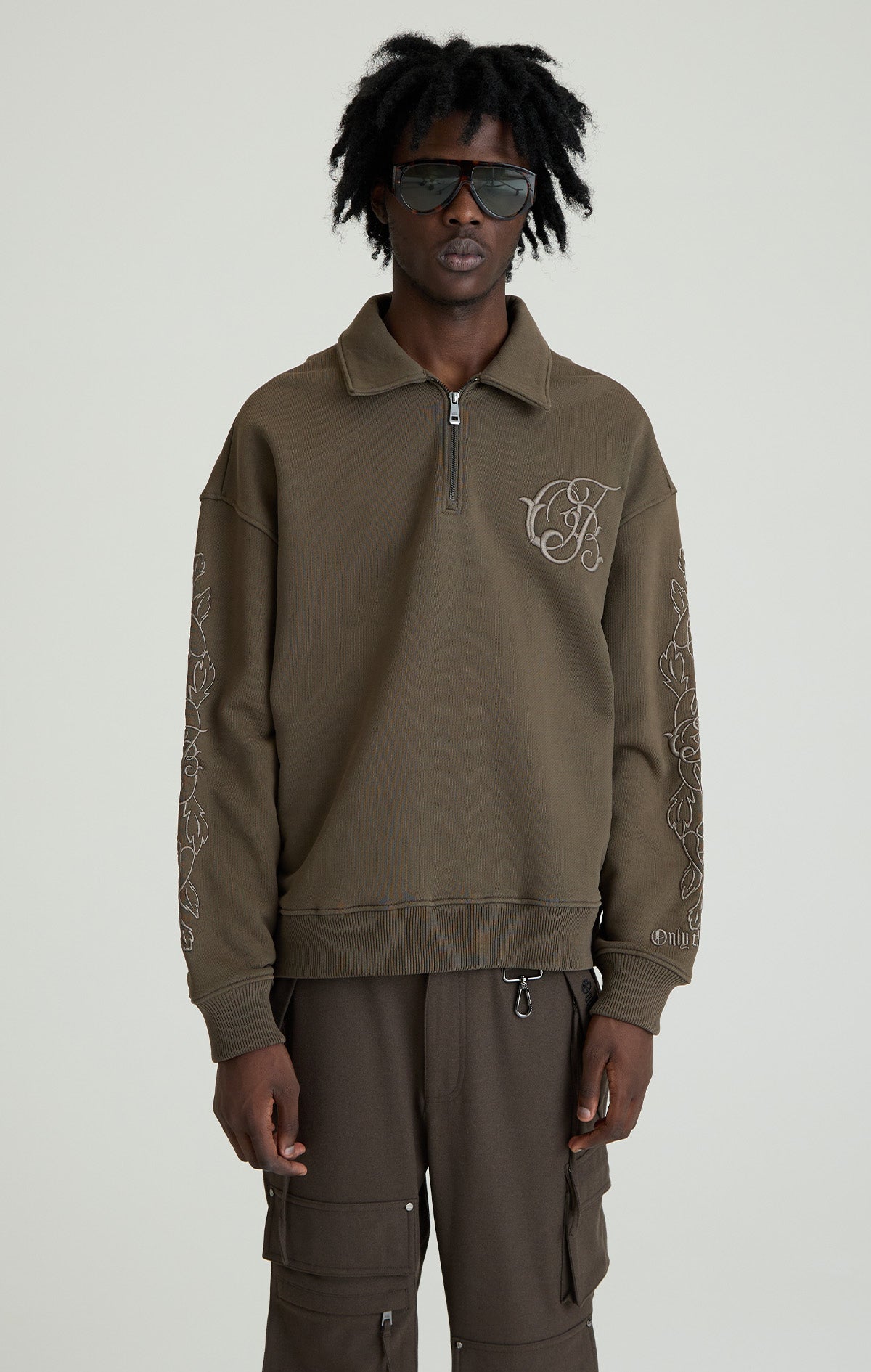 IVYFALL COLLARED SWEATSHIRT
