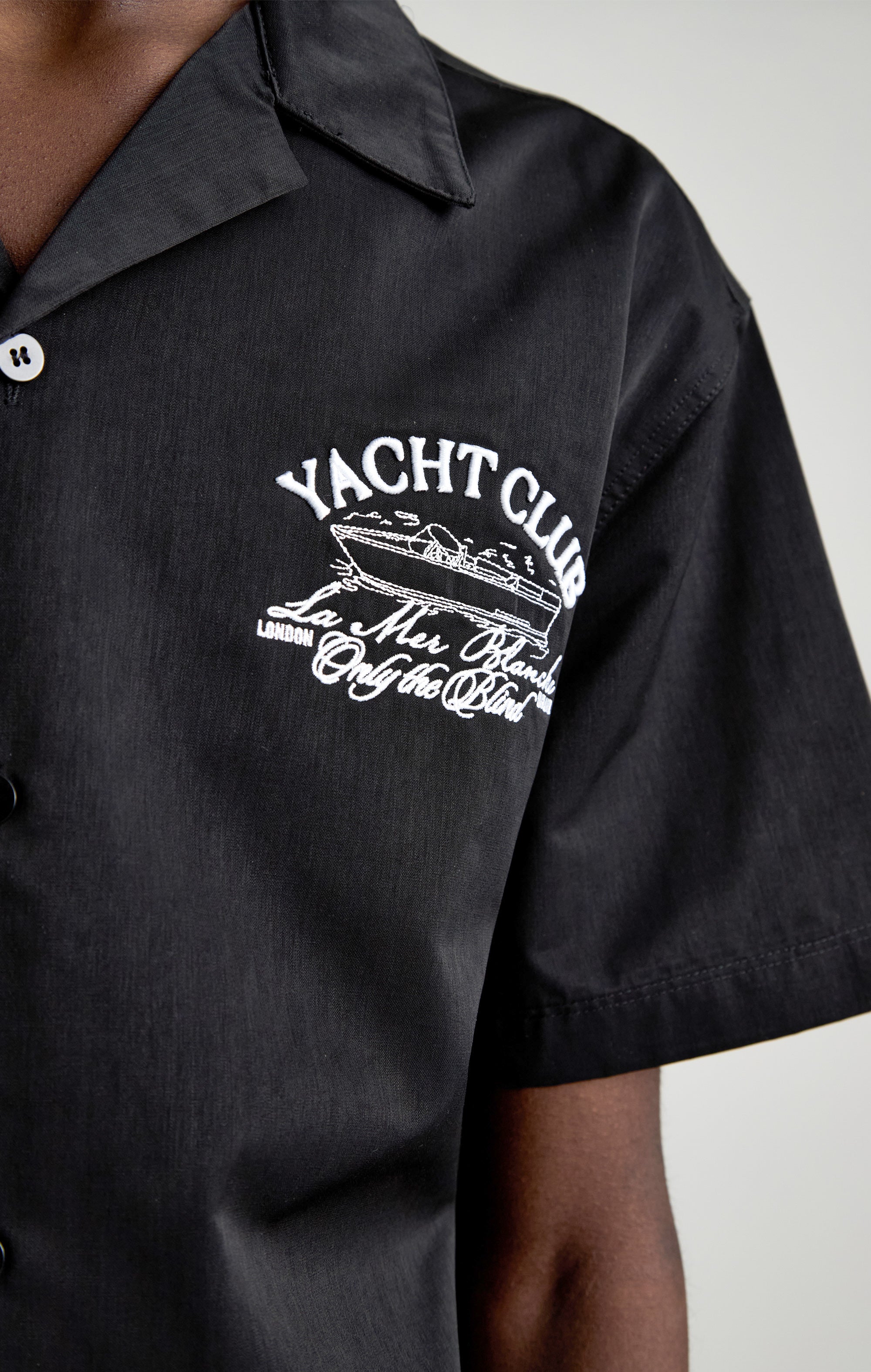 BLACK YACHT CLUB SHIRT