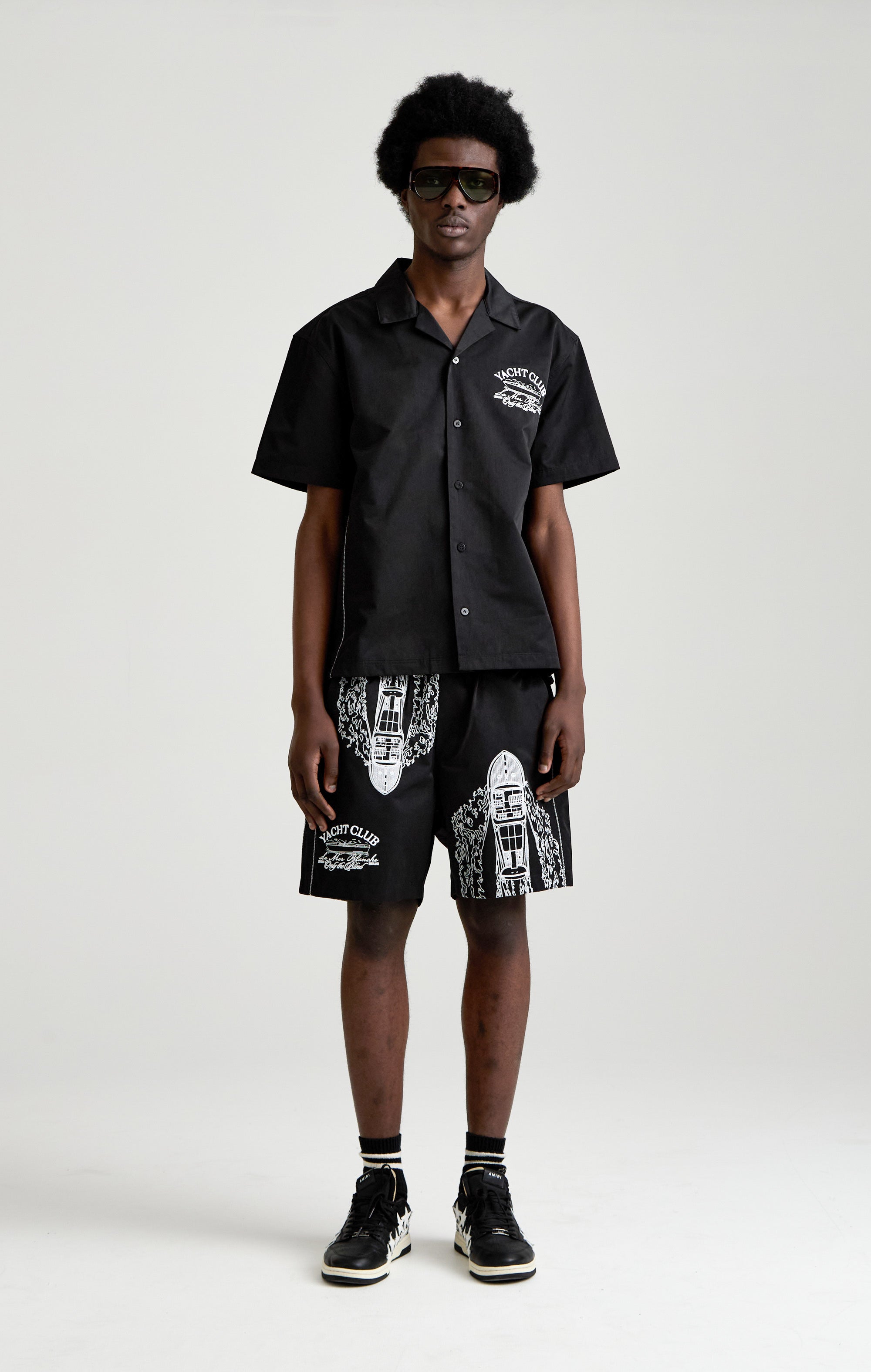BLACK YACHT CLUB SHORT