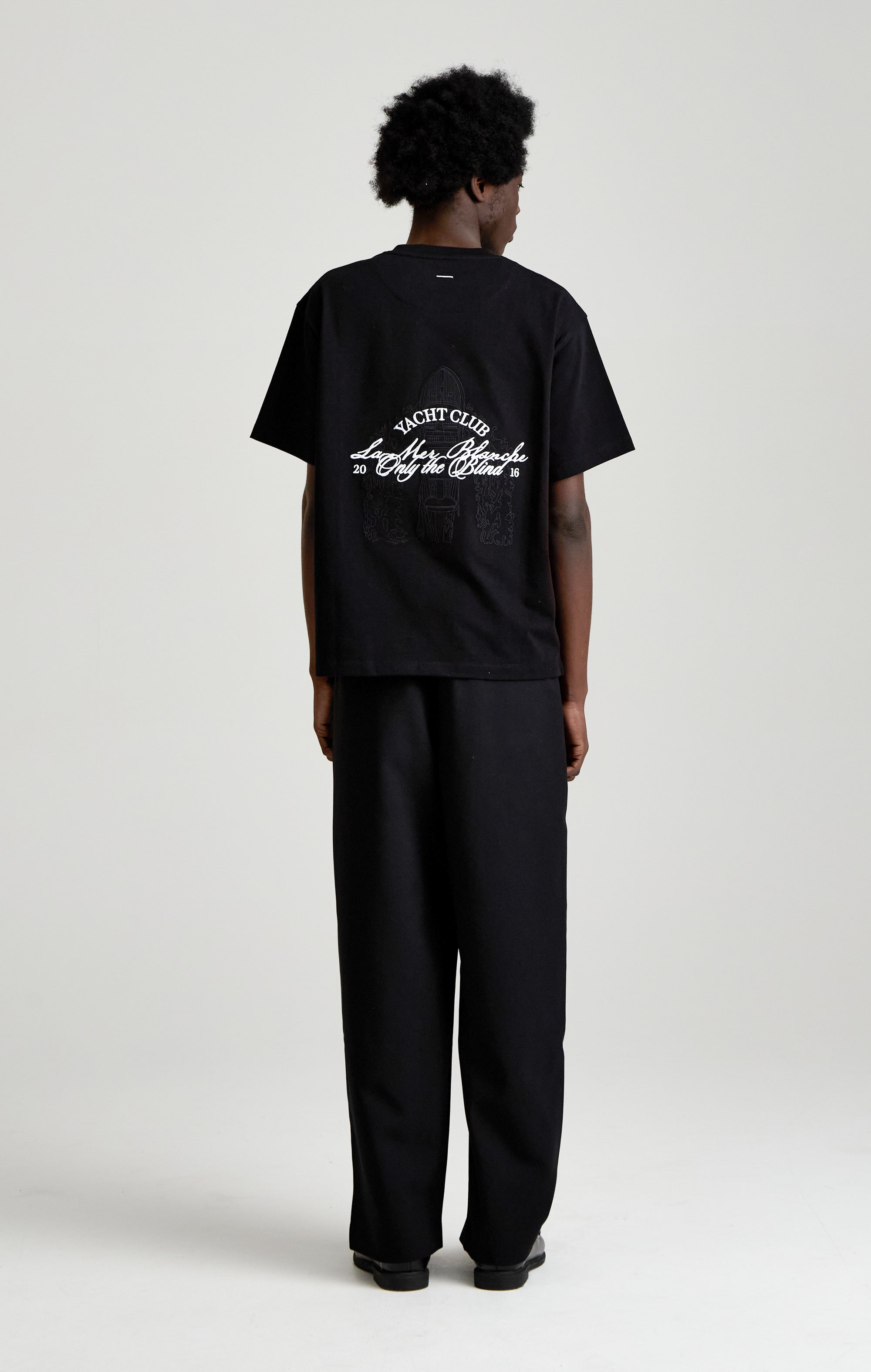 BLACK YACHT CLUB T-SHIRT