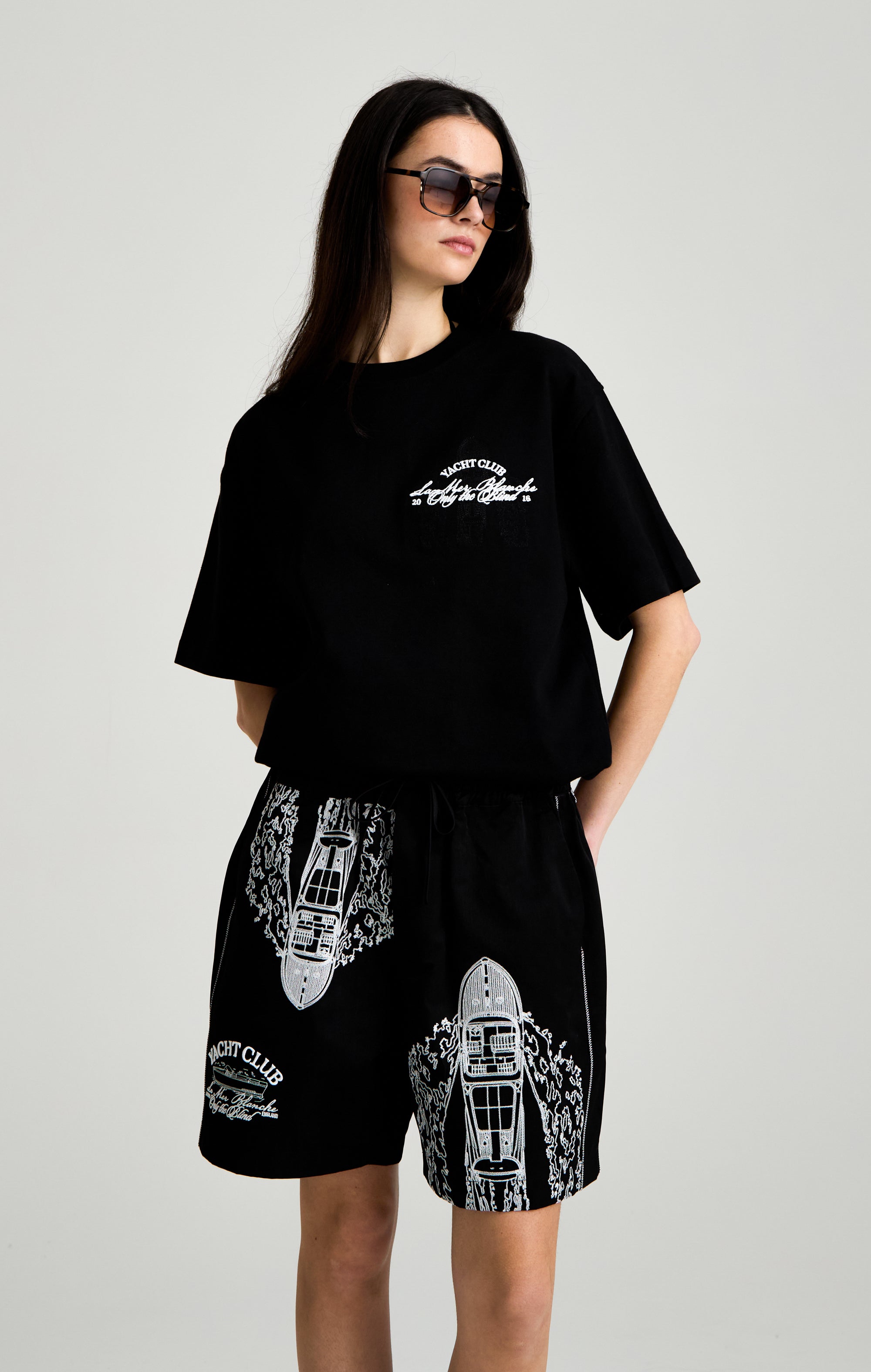 BLACK YACHT CLUB T-SHIRT