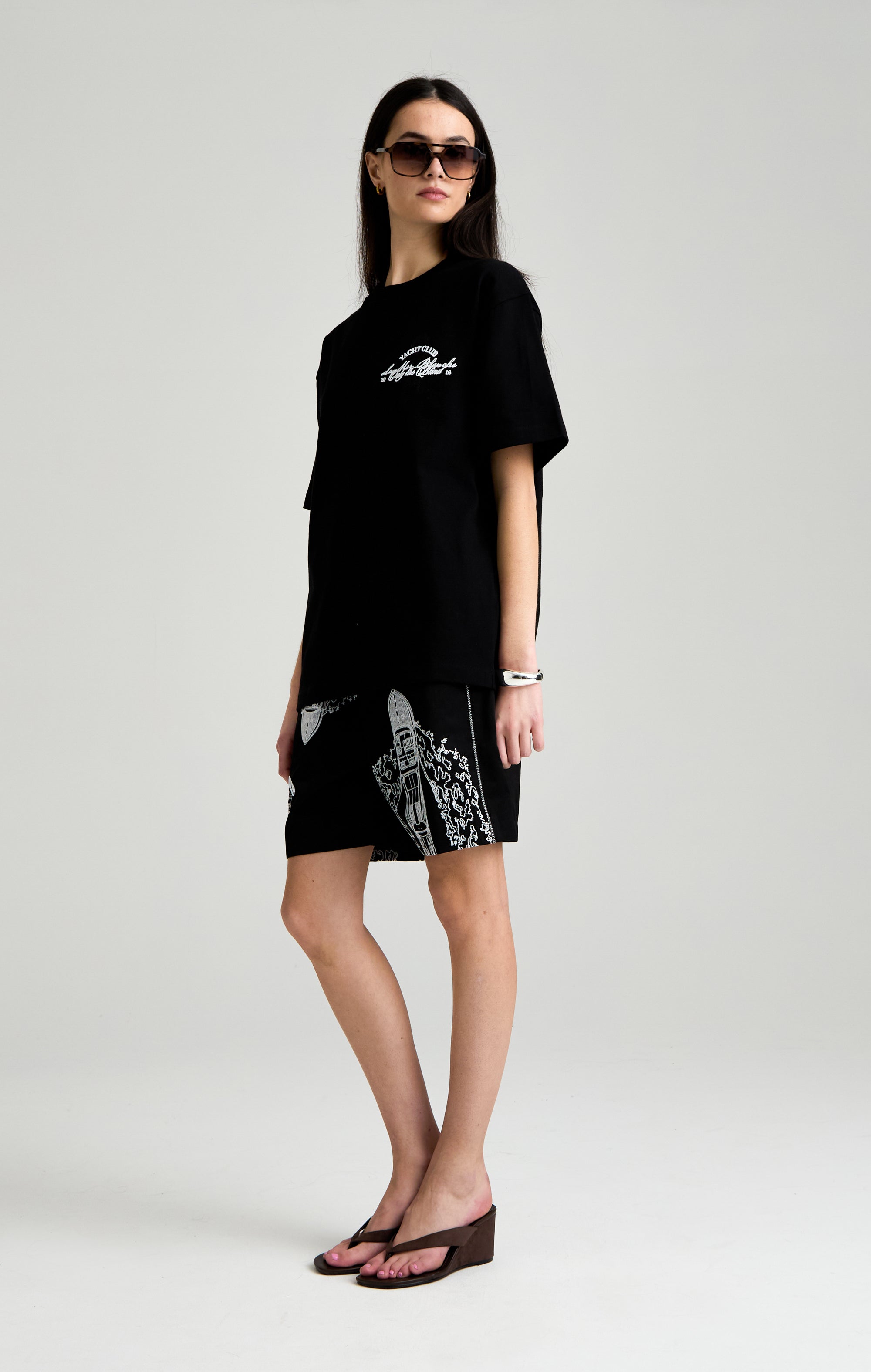 BLACK YACHT CLUB T-SHIRT