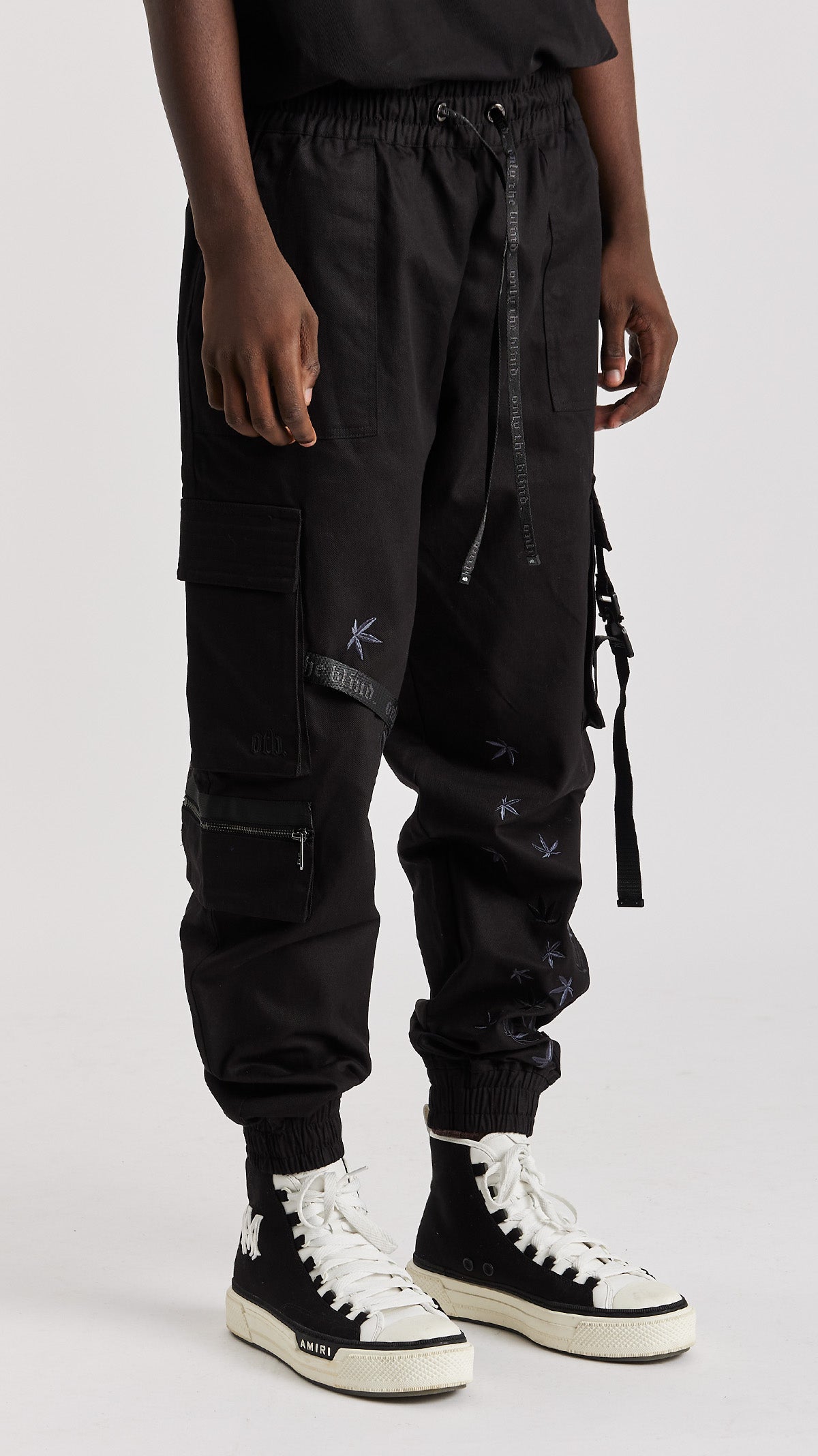 Black Maple Cargo Pants - ONLY THE BLIND™