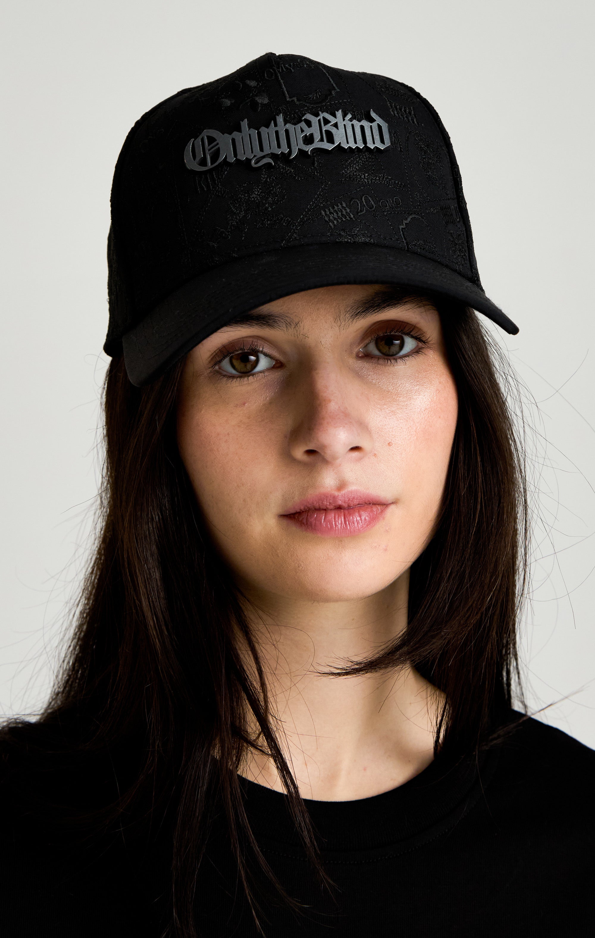 PASSPORT OF SHADOWS CAP