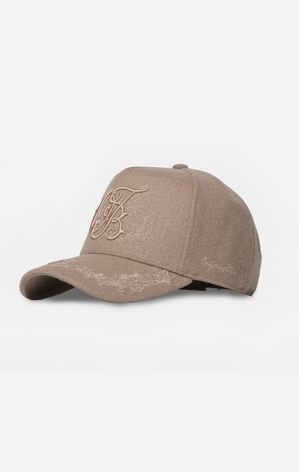 REVERIE CREST CAP