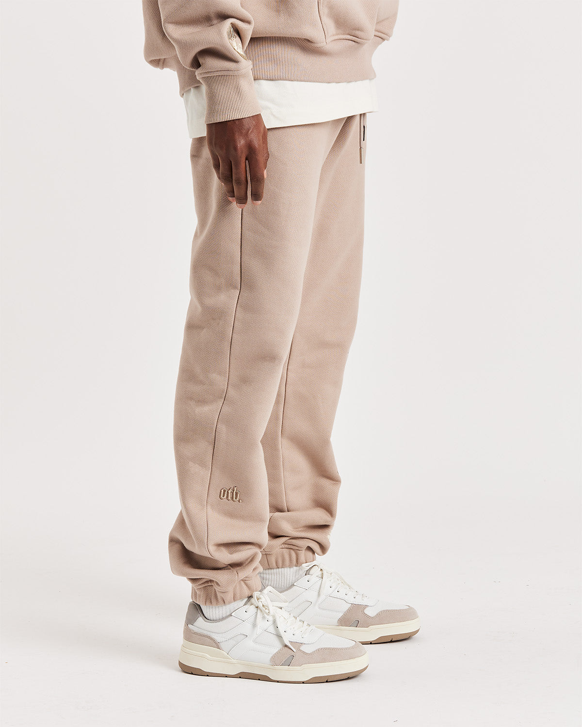 Ogiku Floral Joggers - ONLY THE BLIND™