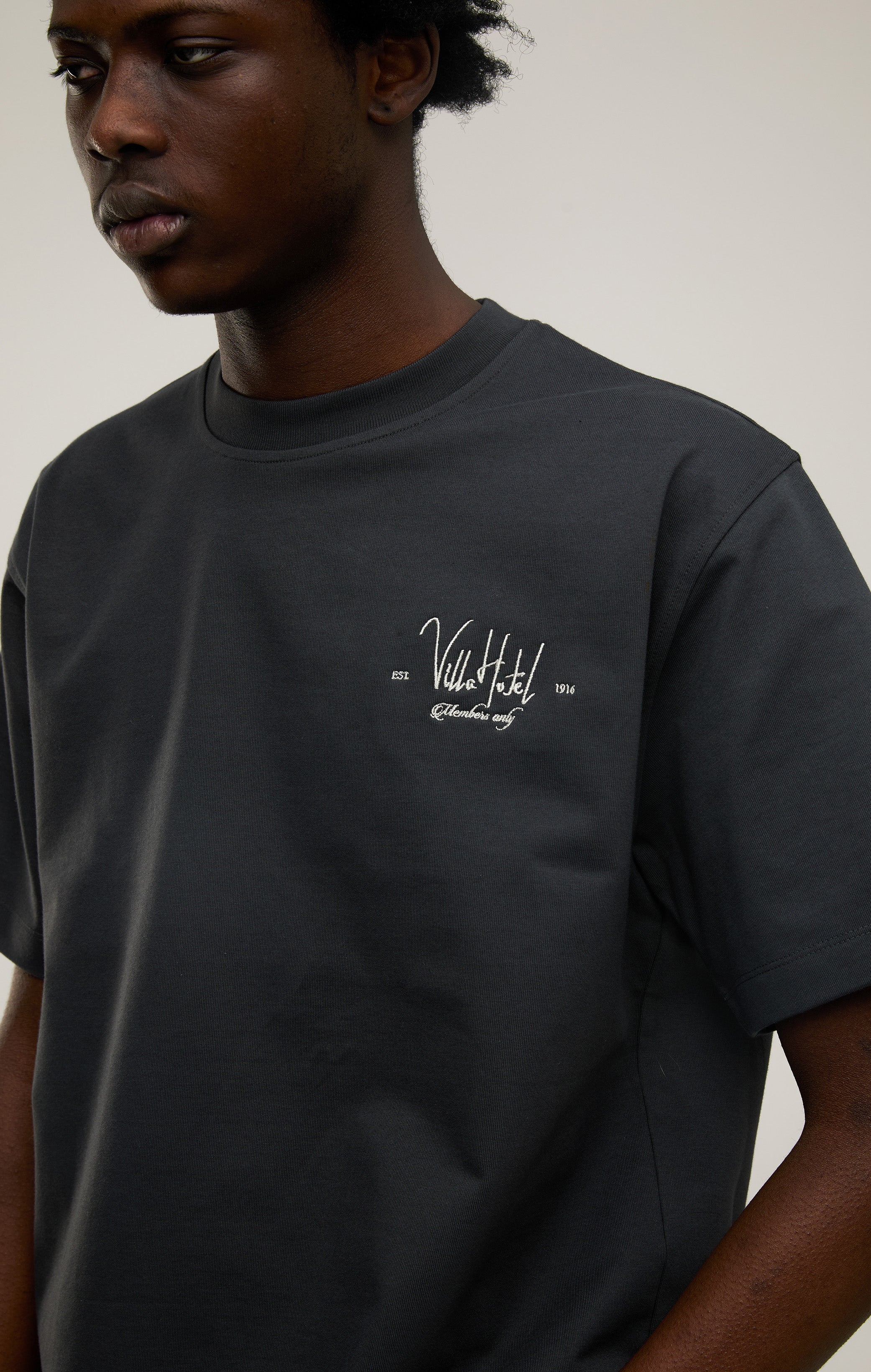 VILLA HOTEL T-SHIRT