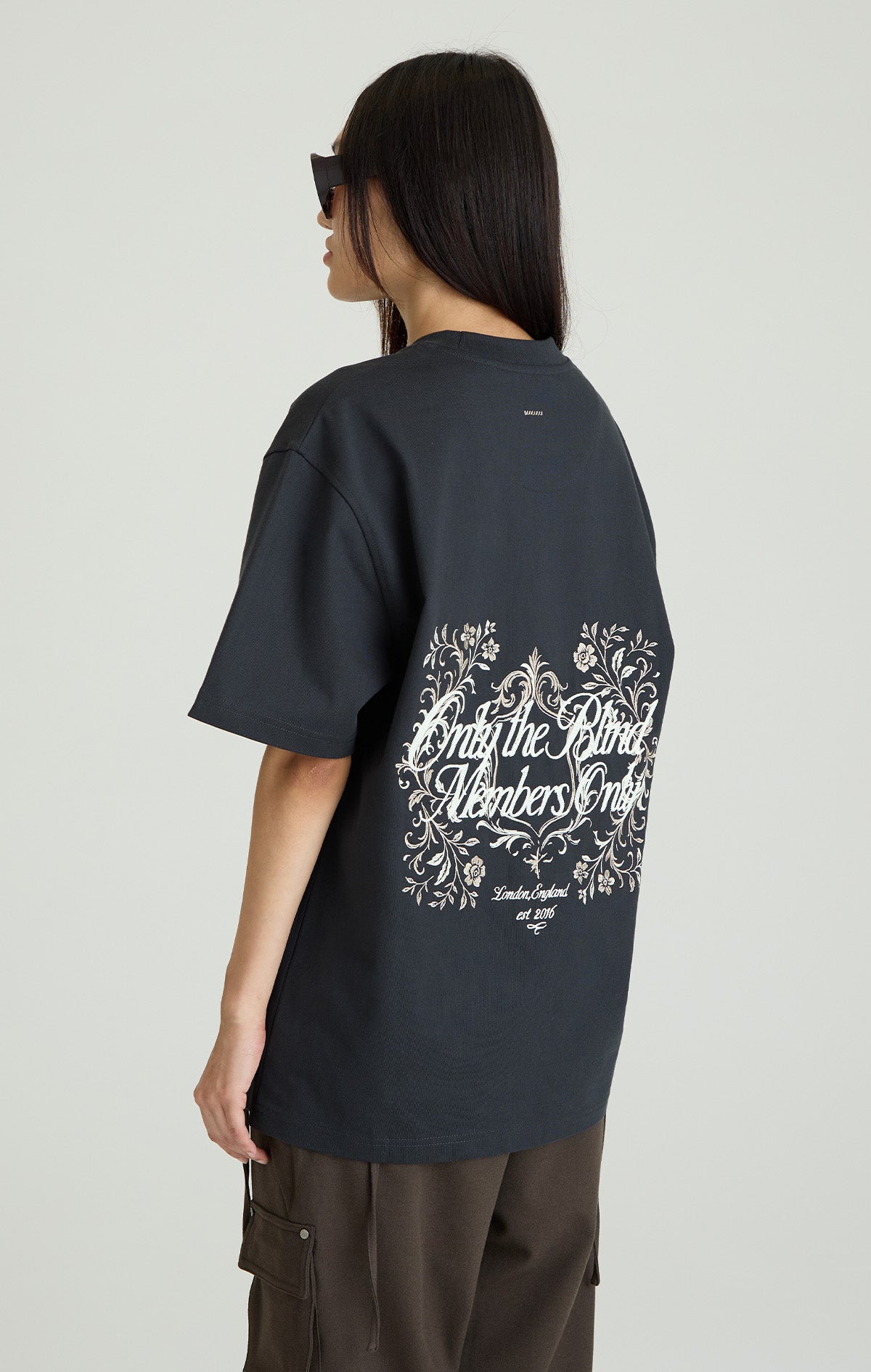 L'INVITATION T-SHIRT