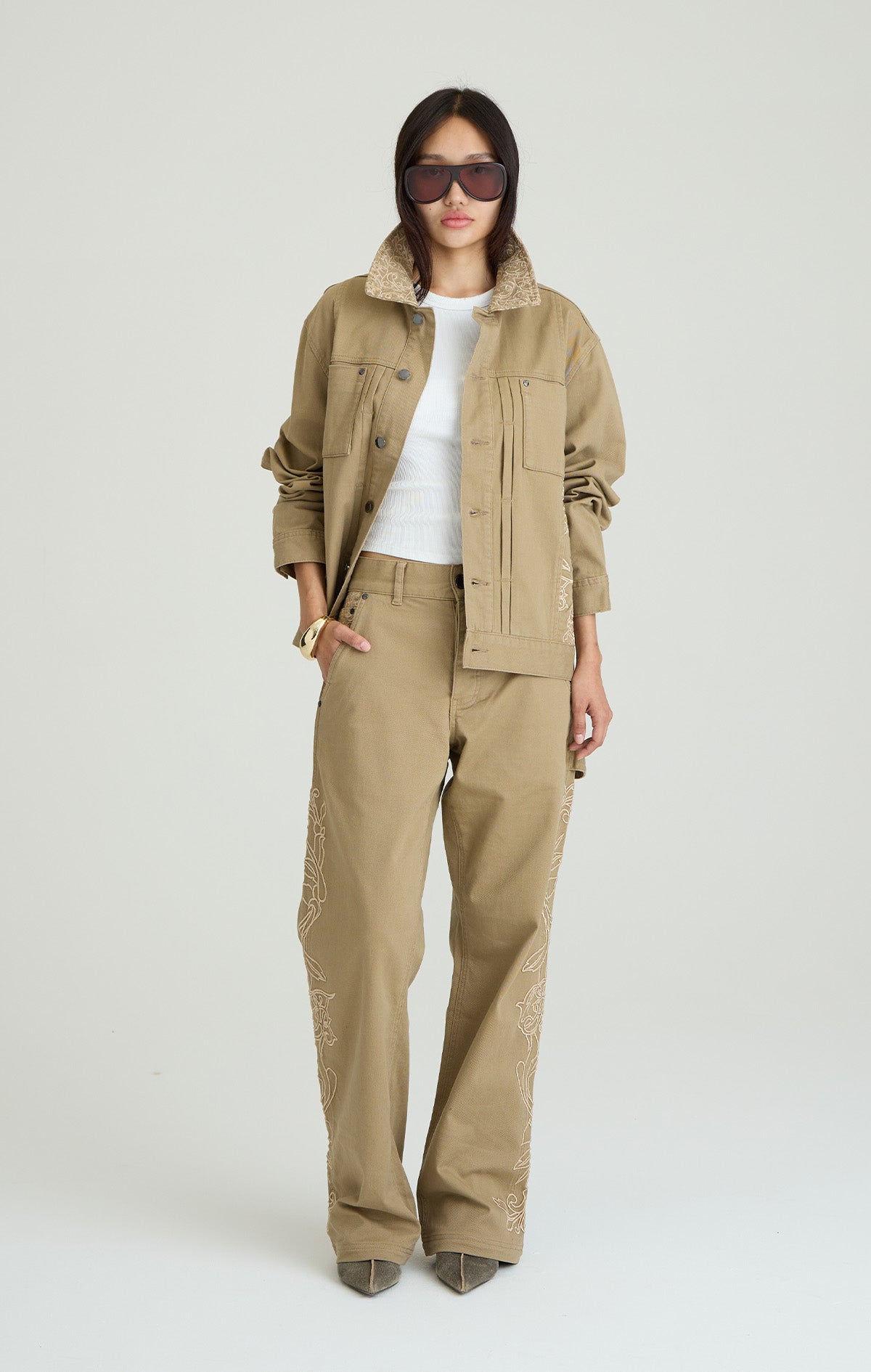 REVERIE CREST JACKET