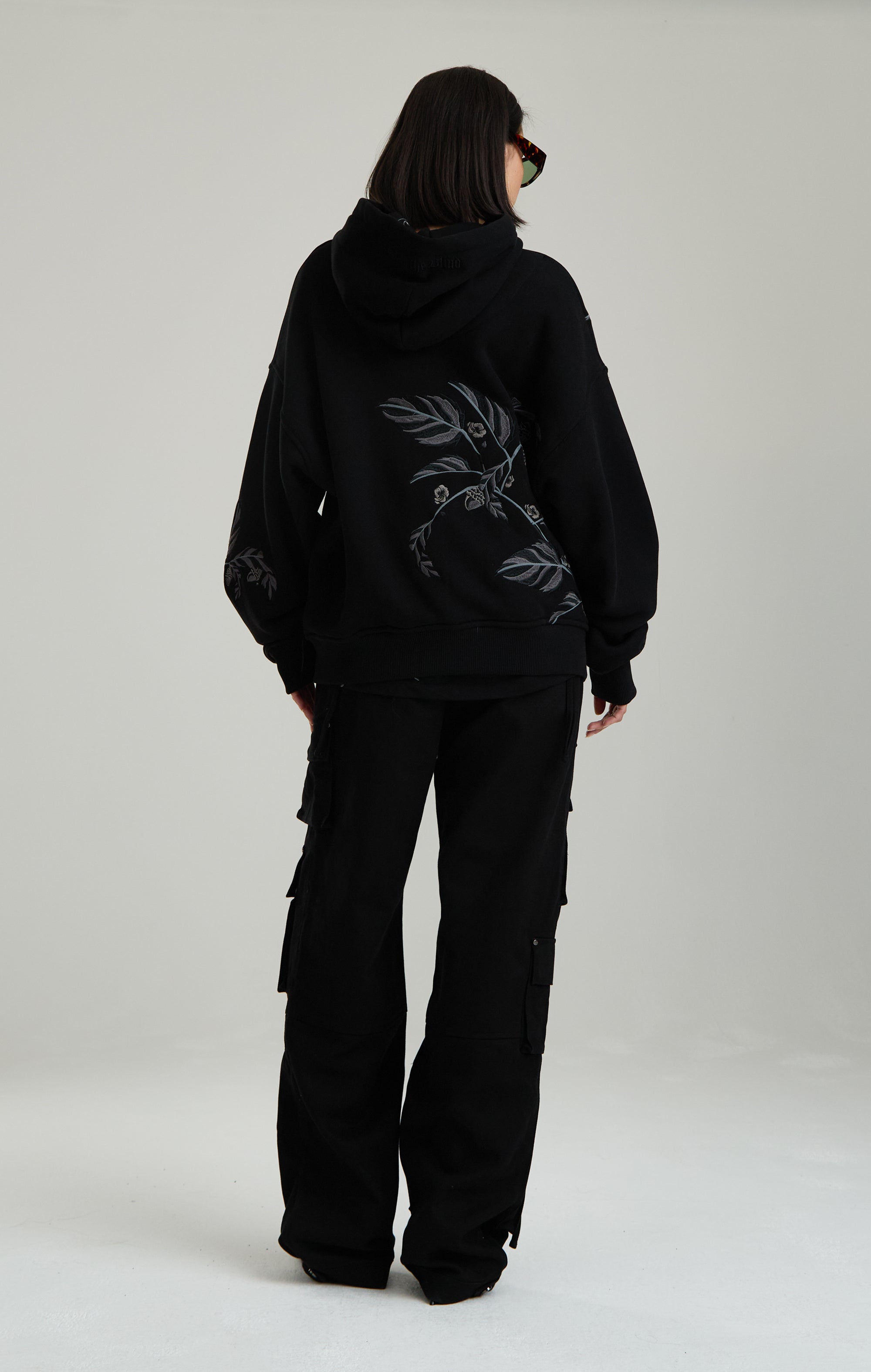 BLACK ACORN HOODIE