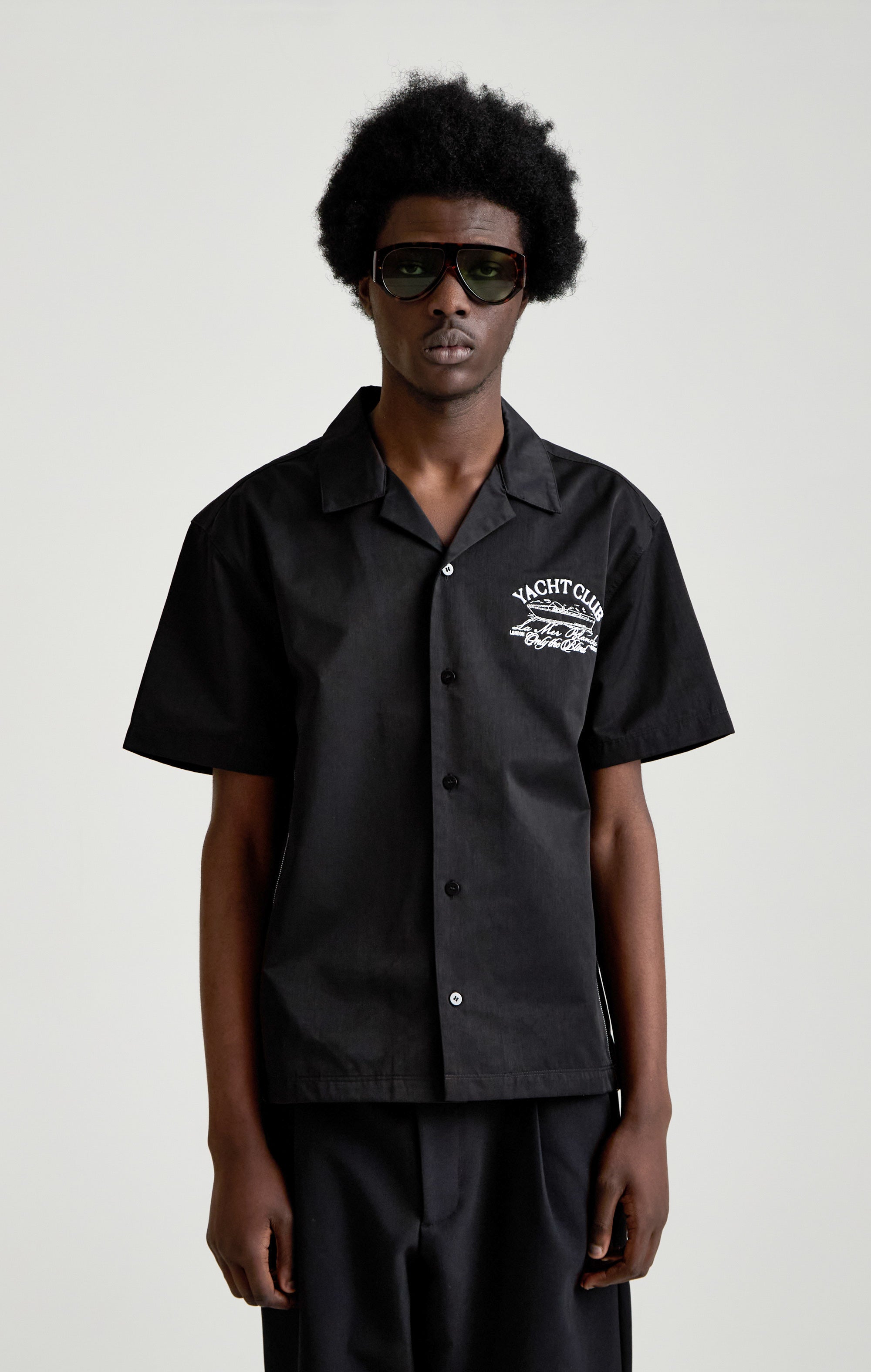 BLACK YACHT CLUB SHIRT