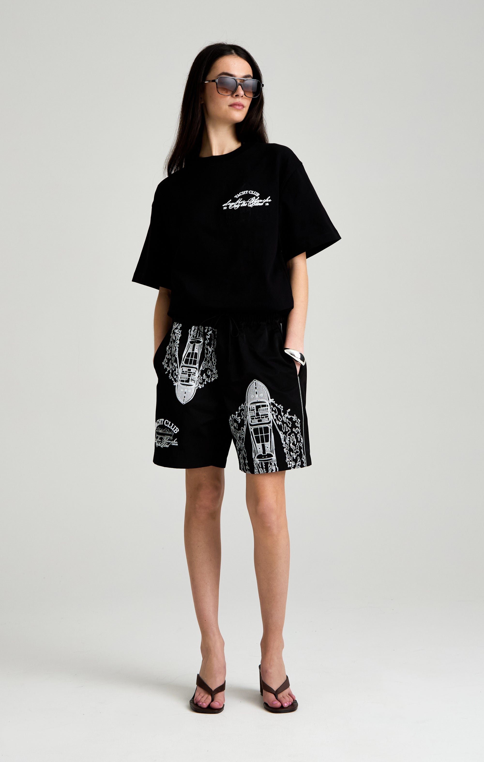 BLACK YACHT CLUB T-SHIRT