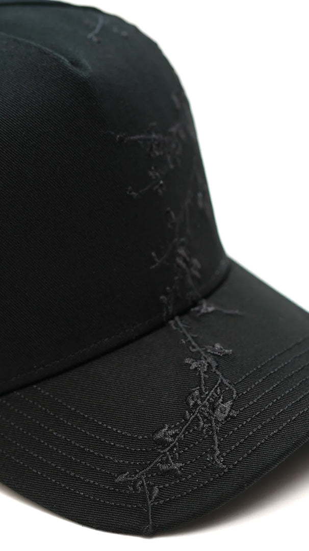 BLACK BLOSSOM CAP