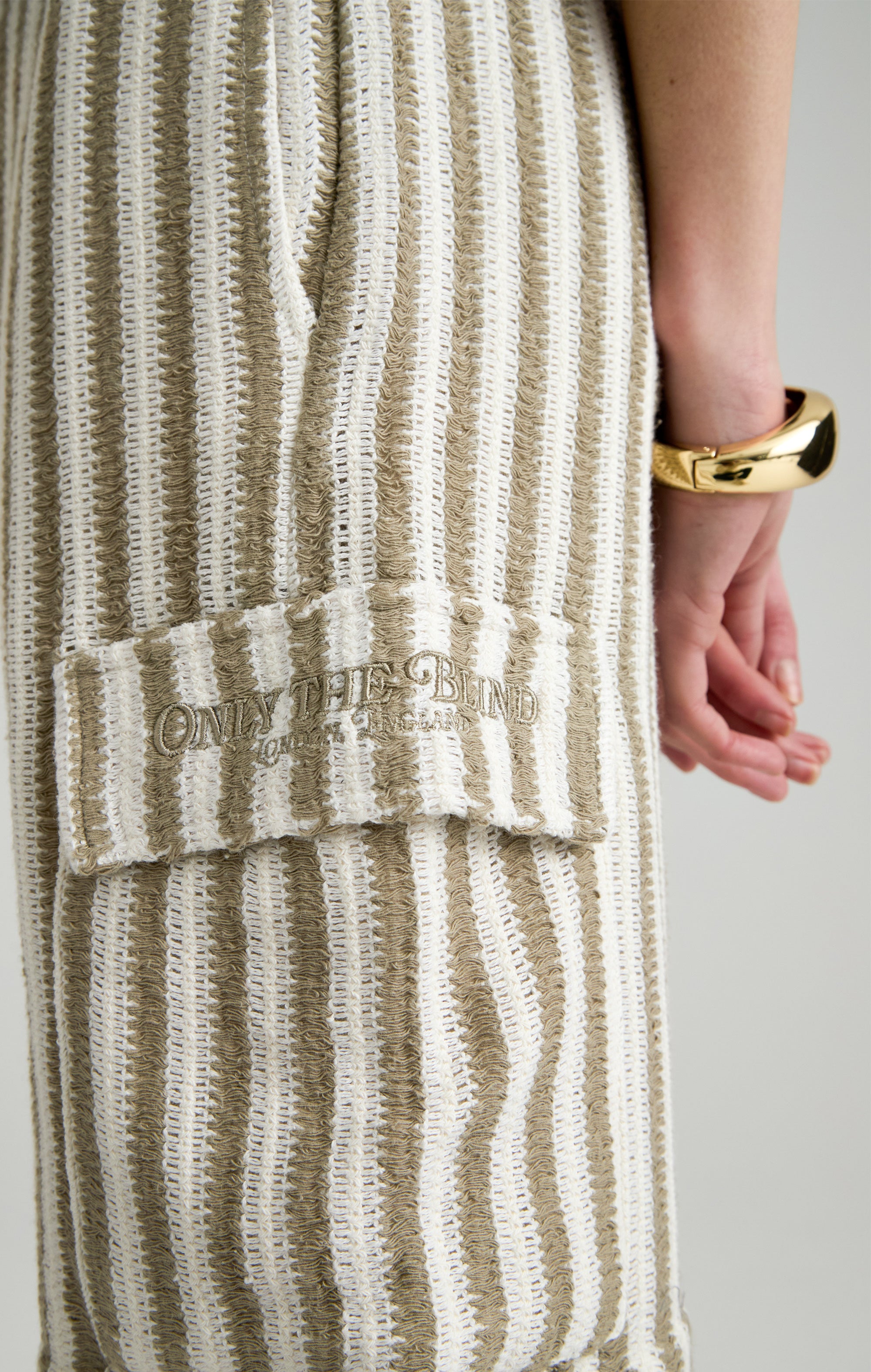 CROCHET RESORT SHORT