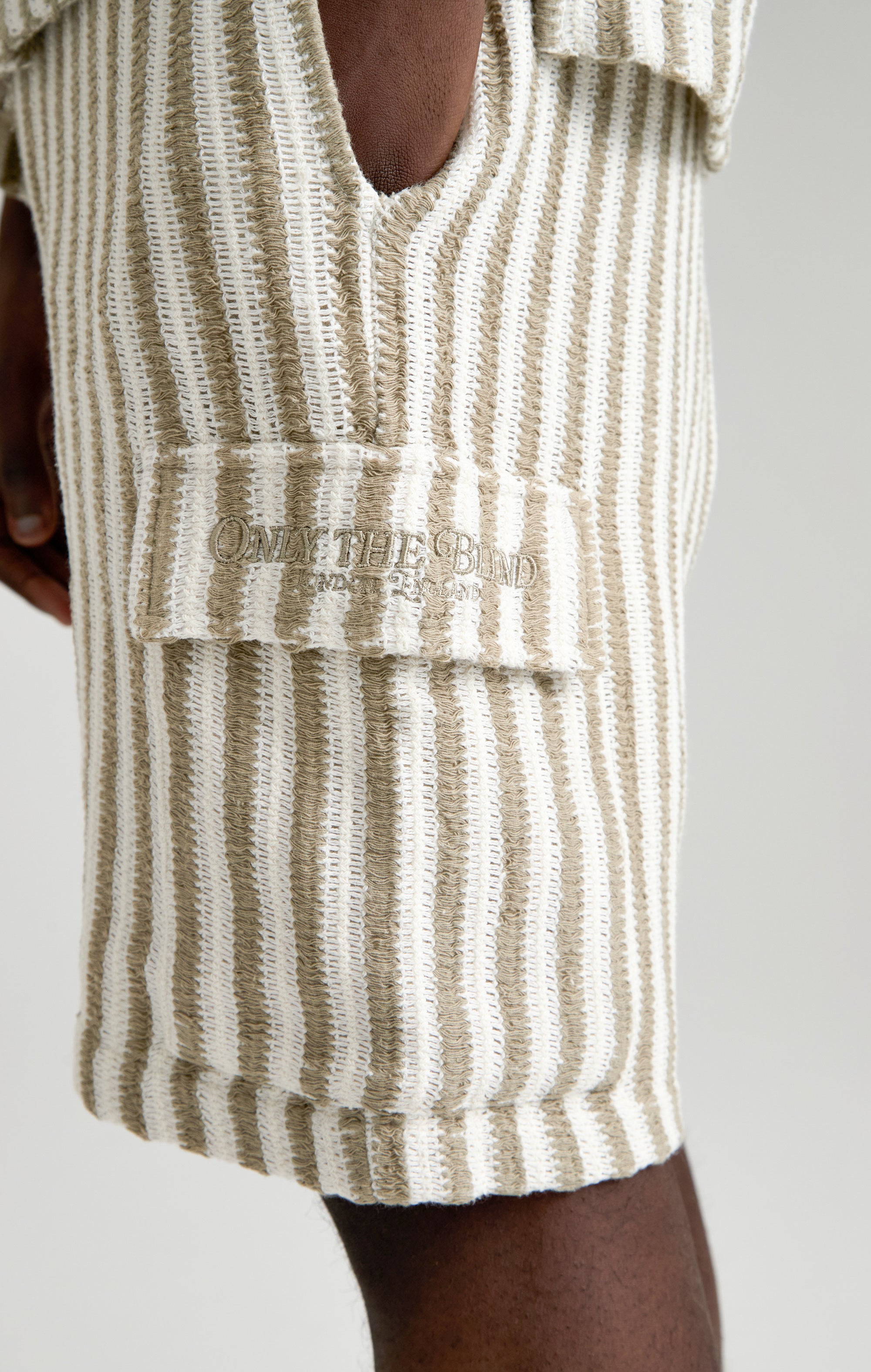 CROCHET RESORT SHORT