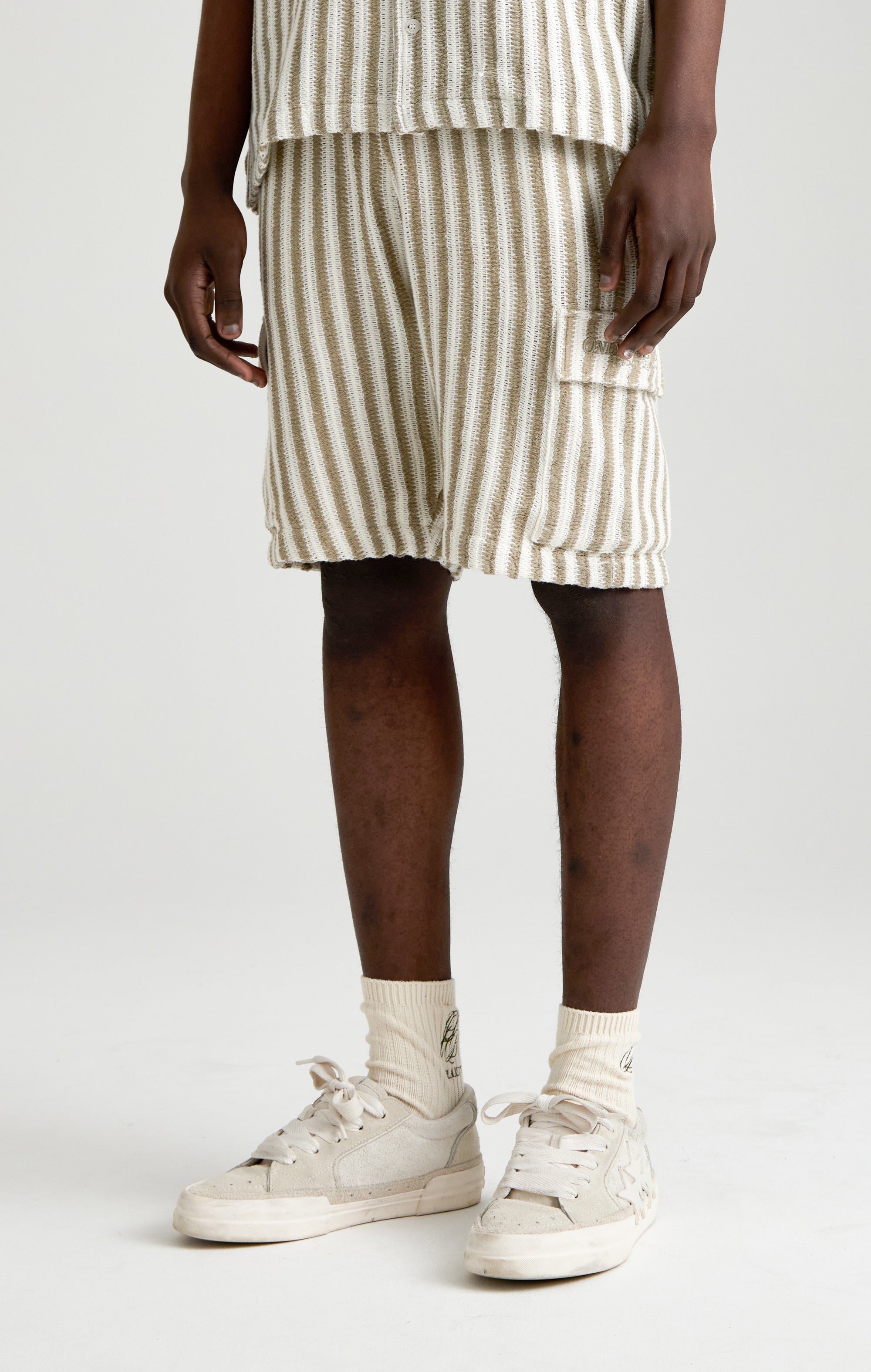 CROCHET RESORT SHORT