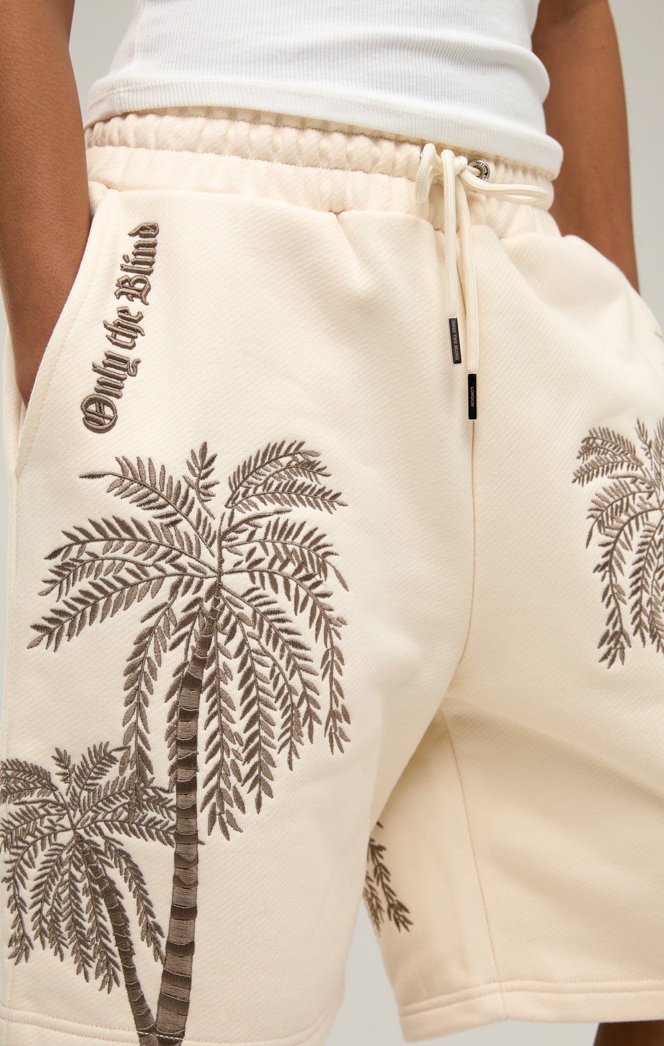 SANDSTORM TIGER SHORTS