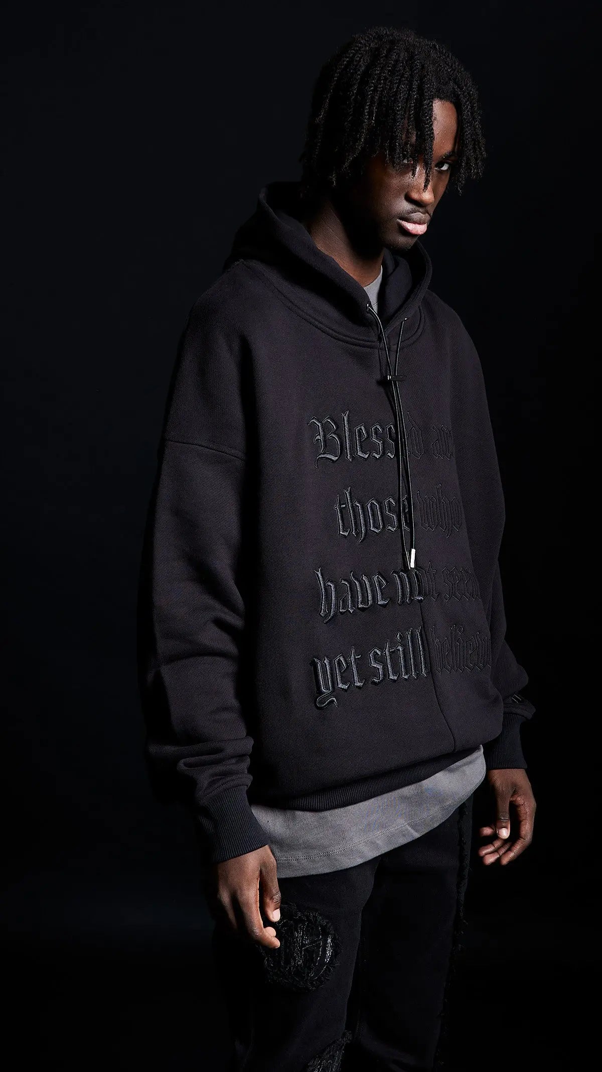 Black Split Statement Hoodie - ONLY THE BLIND™