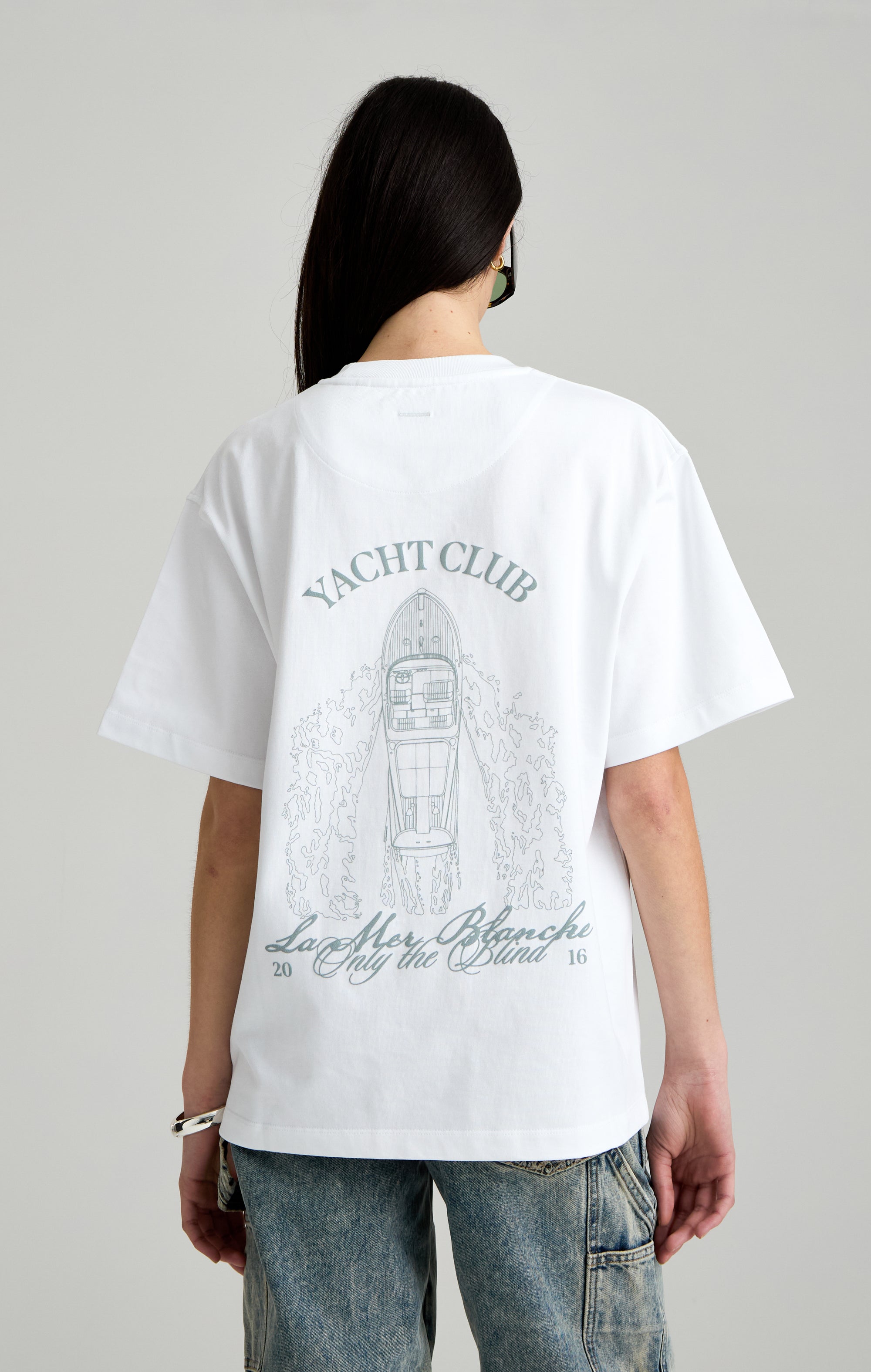 THE WHITE YACHT T-SHIRT