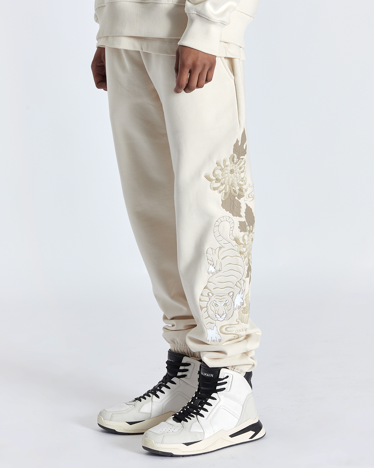 Sand Koda Tiger Sweatpants - ONLY THE BLIND™