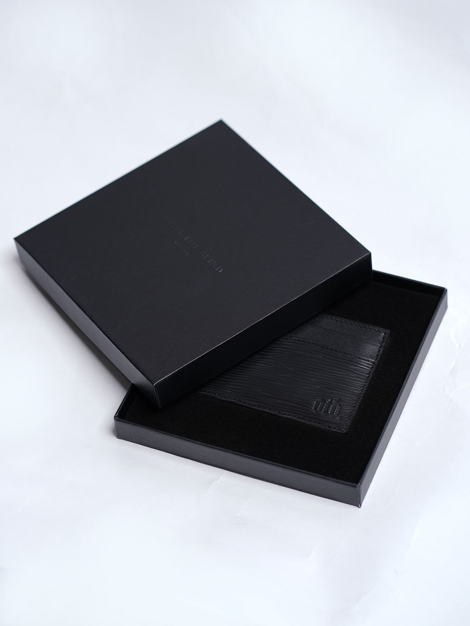 EPI Leather Debossed Card Holder - Black - ONLY THE BLIND™