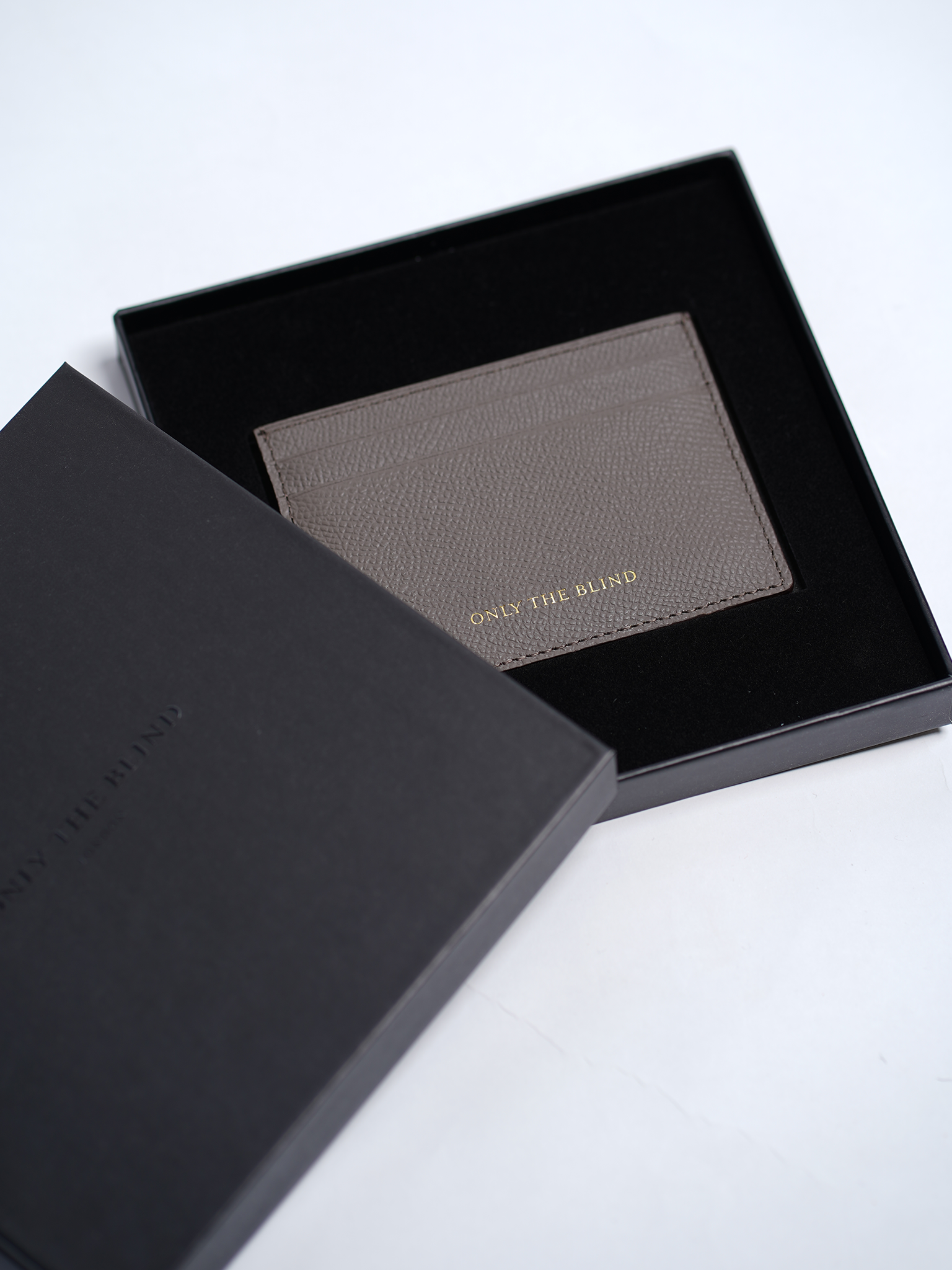 Epsom Leather Debossed Card Holder - Stone - ONLY THE BLIND™