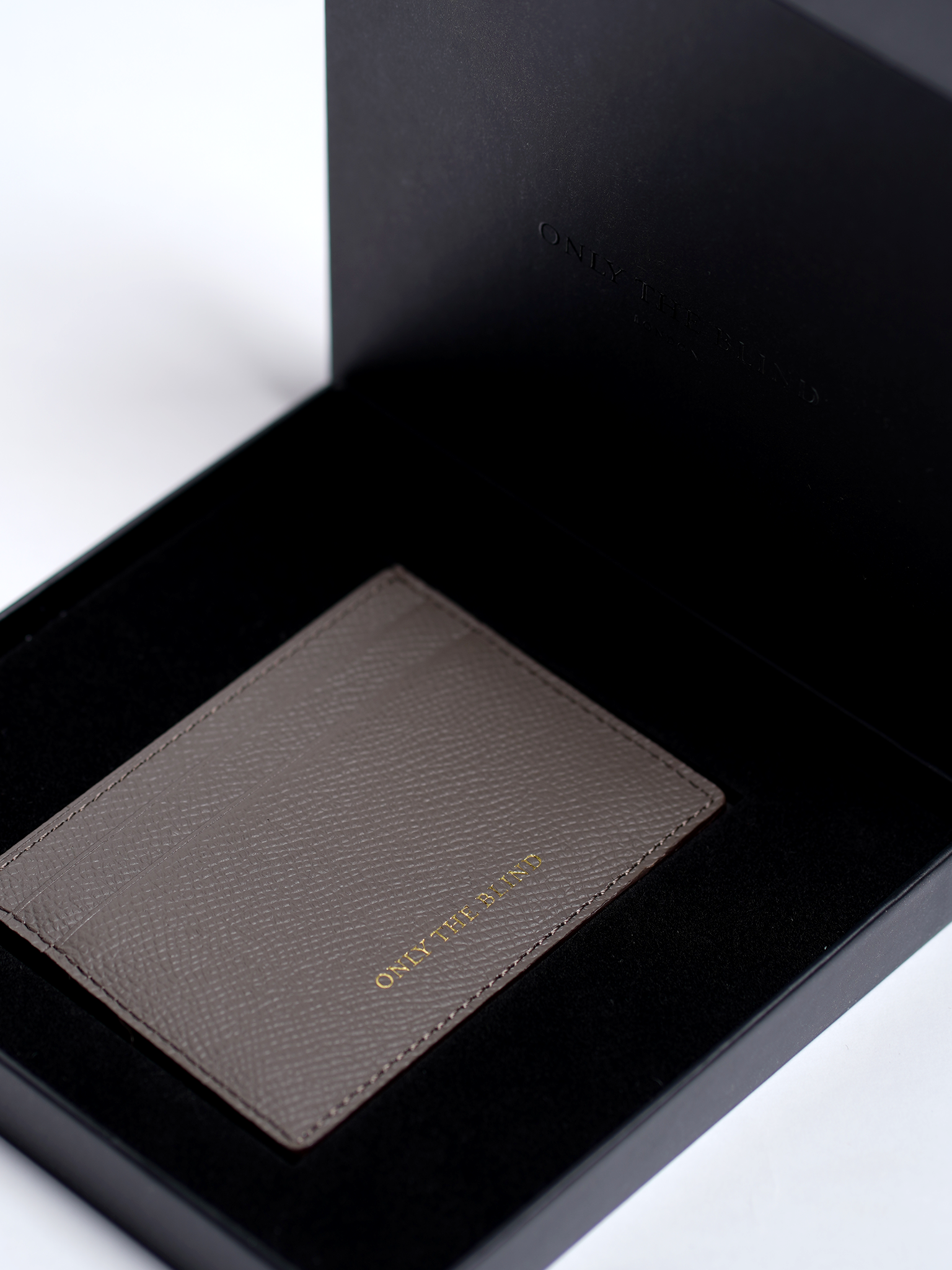 Epsom Leather Debossed Card Holder - Stone - ONLY THE BLIND™